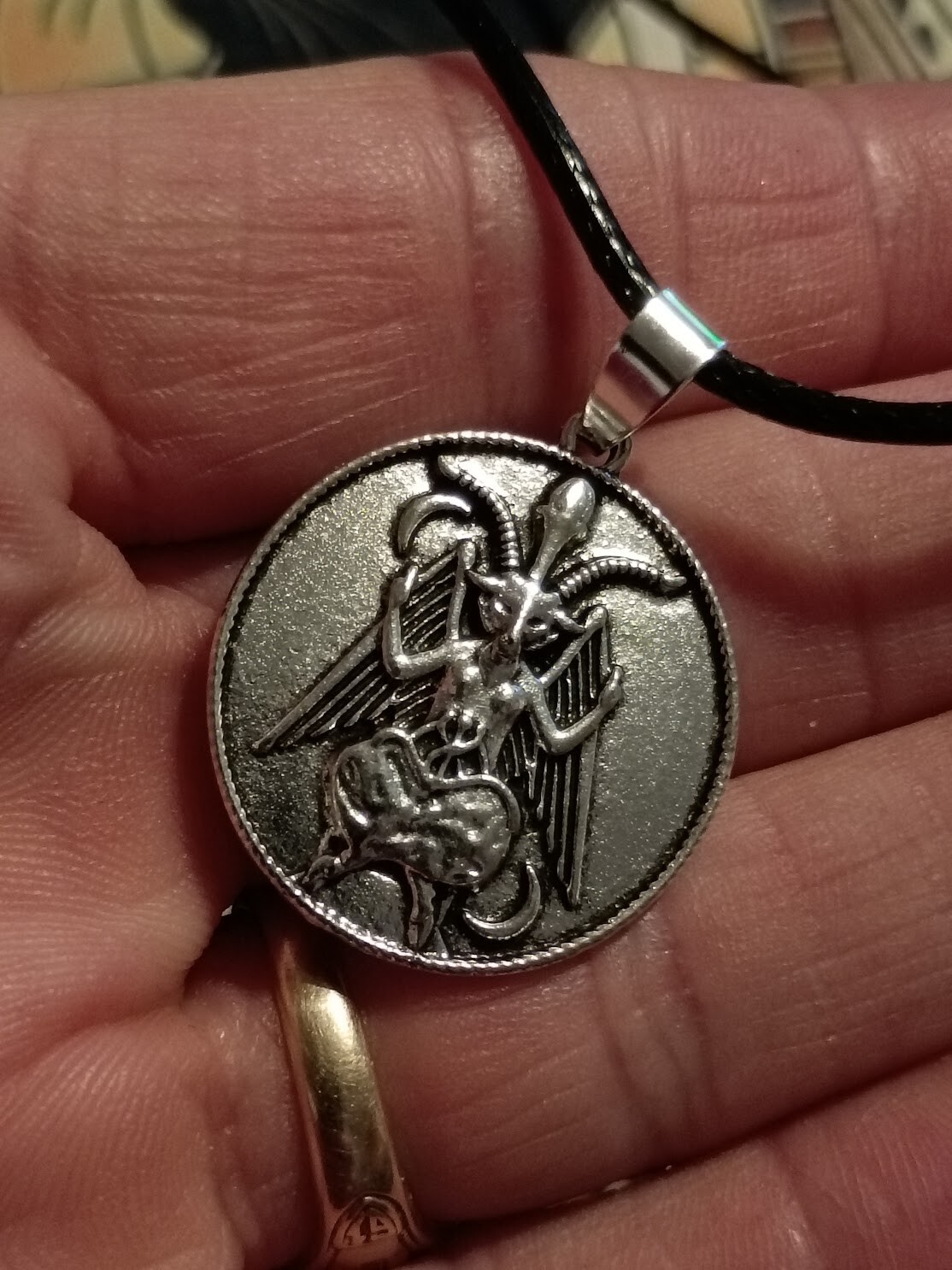 ~Stunning Baphomet Faux Leather Silver Tone Necklace Healing Wicca Pagan 18″