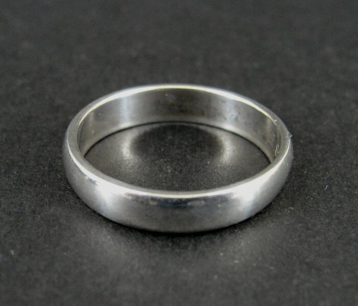 Ring Silver Smooth Simple 925 Sterling Size 7.5 Sleek Band Ring